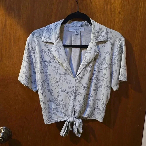 Sweet Rain White Floral Top XS - Picture 1 of 3
